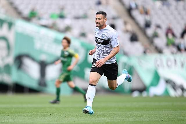 周琦19分广东胜吉林 高诗岩30+7山东不敌上海